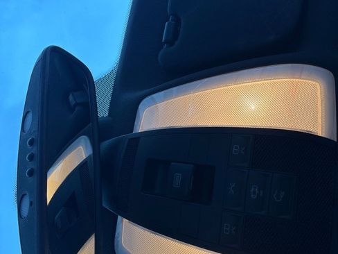 Used 2012 Mercedes-Benz C 300 Sport image 17