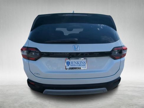 New 2025 Honda Pilot EX-L image 4