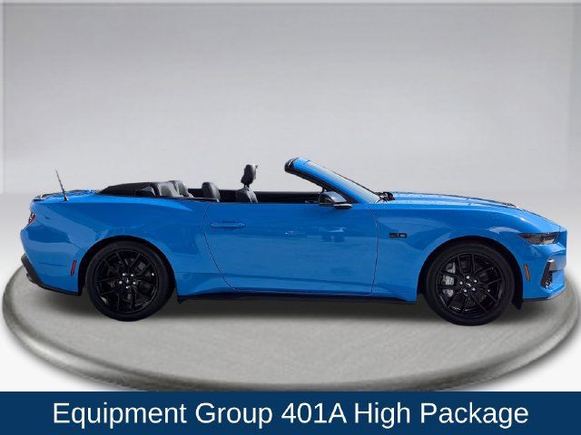 Used 2025 Ford Mustang GT Premium RWD image 9