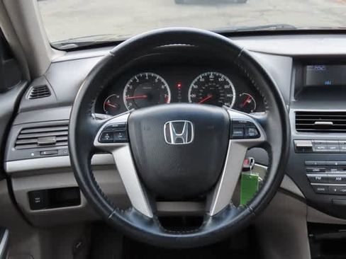 Used 2009 Honda Accord EX-L image 18