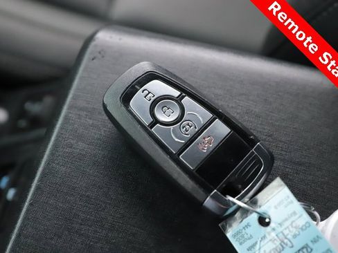 Used 2024 Ford Bronco Everglades image 3