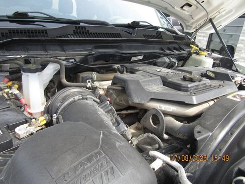 Used 2016 RAM 5500 Tradesman AWD/4WD image 27