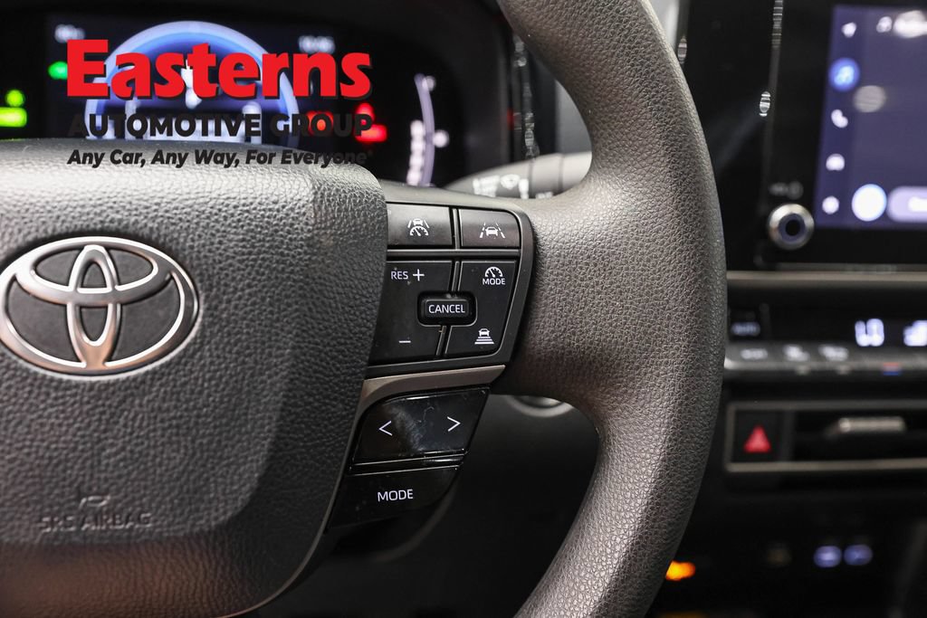 Used 2026 Toyota Camry LE FWD image 17