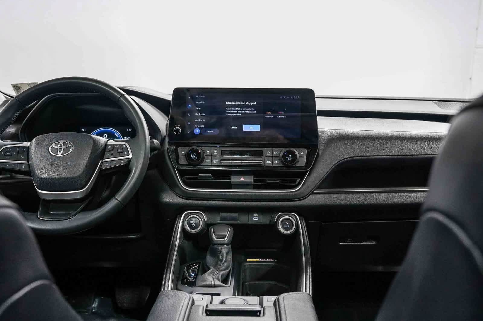 Certified 2025 Toyota Grand Highlander XLE FWD image 14