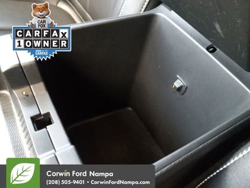 Used 2025 Jeep Grand Cherokee Limited image 19