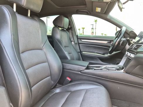 Used 2021 Honda Accord Sport image 17
