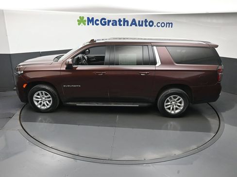 Used 2022 Chevrolet Suburban LT AWD/4WD image 26