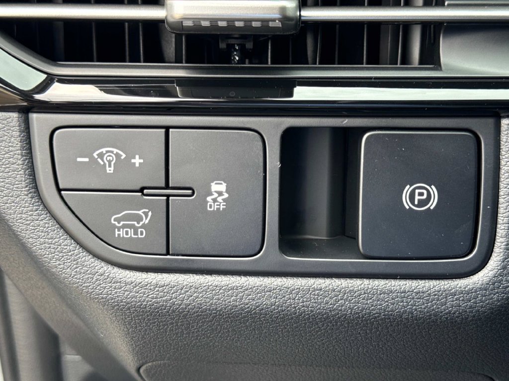New 2026 Kia Sportage SX FWD image 21