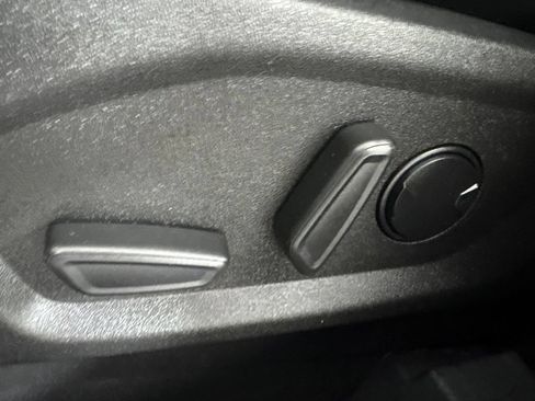 Used 2023 Ford Edge Titanium AWD/4WD image 11