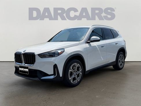 Used 2023 BMW X1 xDrive28i AWD/4WD image 2