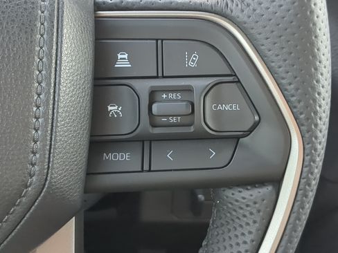 Used 2025 Toyota Tundra SR5 w/ SR5 Premium Package AWD/4WD image 24