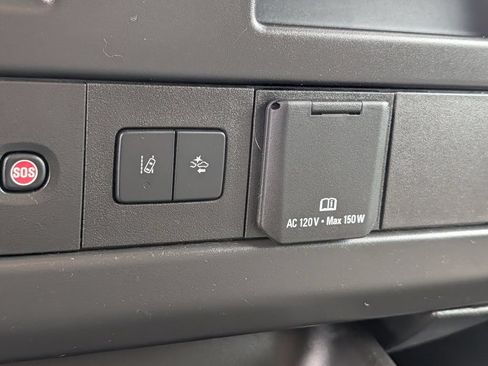 Used 2025 Chevrolet Express 3500 LT w/ LT Preferred Equipment Group RWD image 15