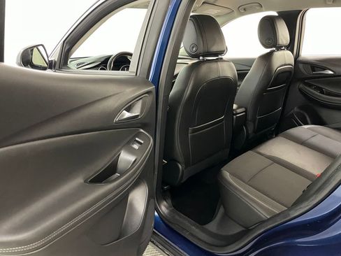 Used 2023 Buick Encore GX Preferred w/ Cold Weather Comfort Package FWD image 39