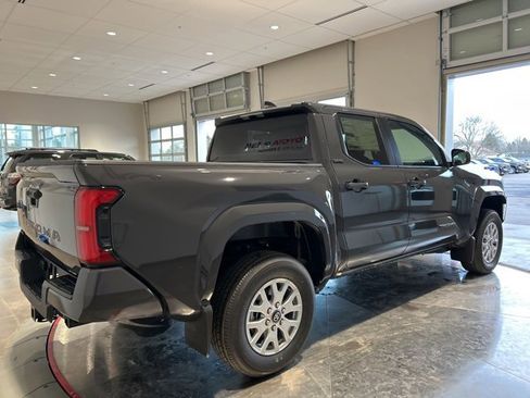 New 2025 Toyota Tacoma SR5 image 7