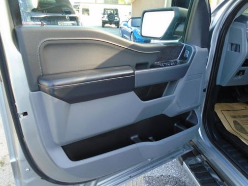 Used 2025 Ford F150 XLT w/ Equipment Group 301A Standard image 14