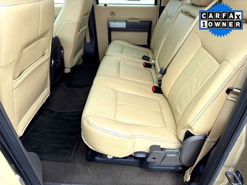 Used 2013 Ford F250 Lariat w/ Chrome Pkg image 18