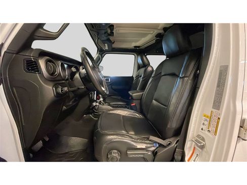 Used 2020 Jeep Gladiator Sport w/ Quick Order Package 24S image 11