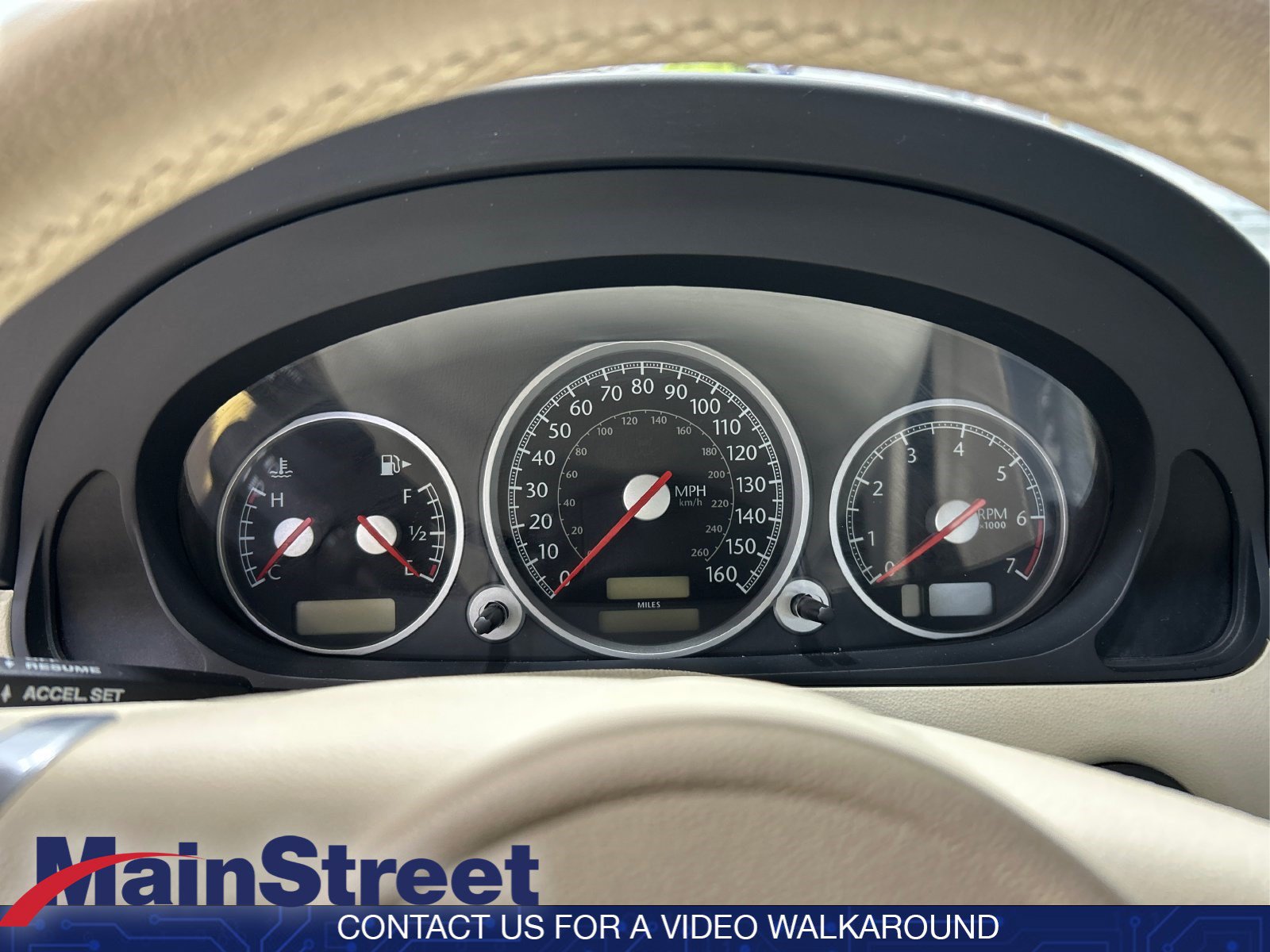 Used 2005 Chrysler Crossfire Limited RWD image 12