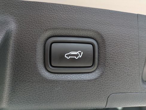 Used 2023 Hyundai Santa Fe Calligraphy image 17