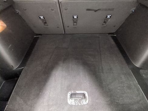 Used 2024 Chevrolet Trax RS w/ Sunroof Package image 35