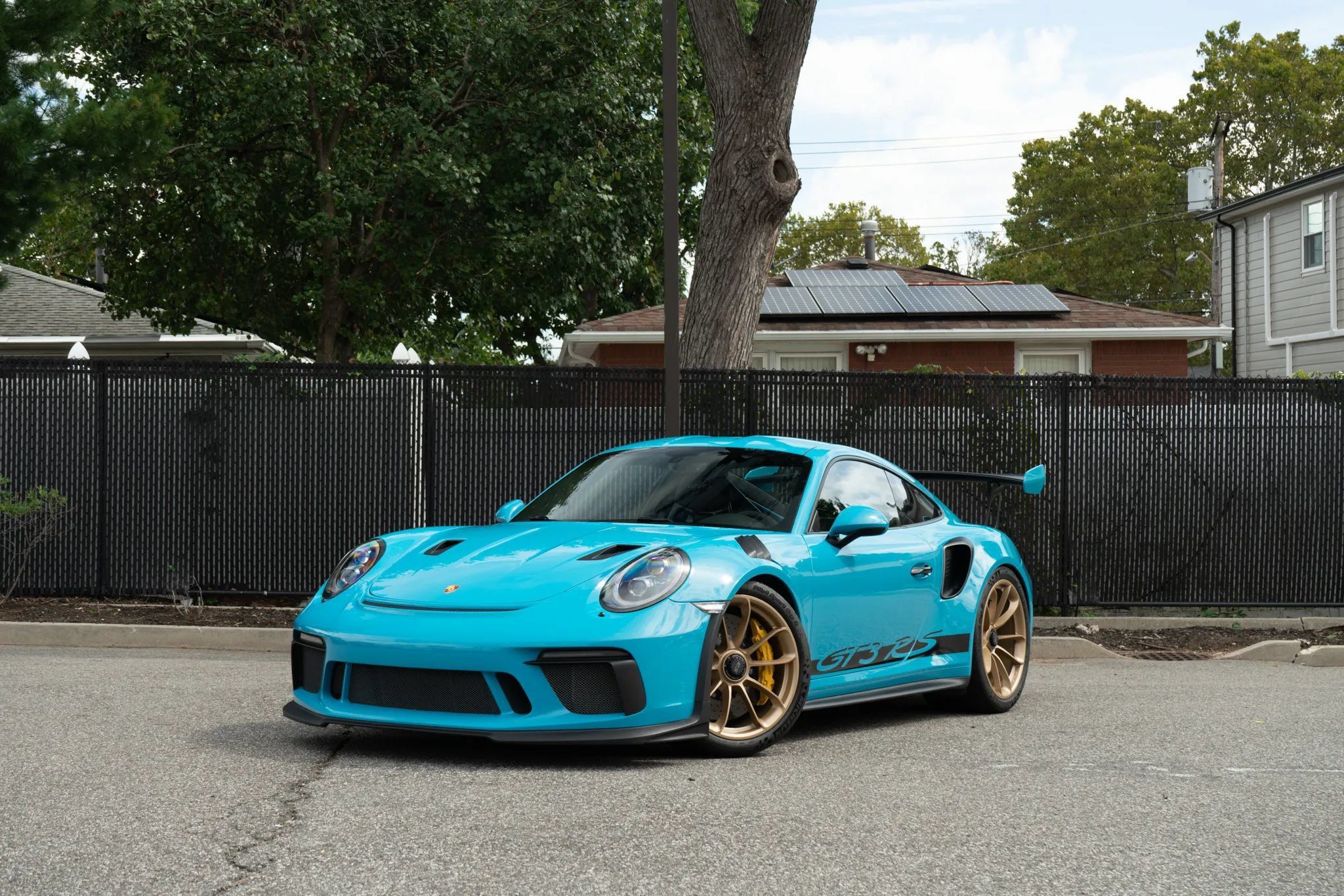 Used 2019 Porsche 911 GT3 RS RWD image 3