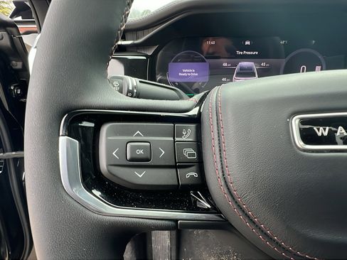 Used 2024 Jeep Wagoneer Launch Edition image 27