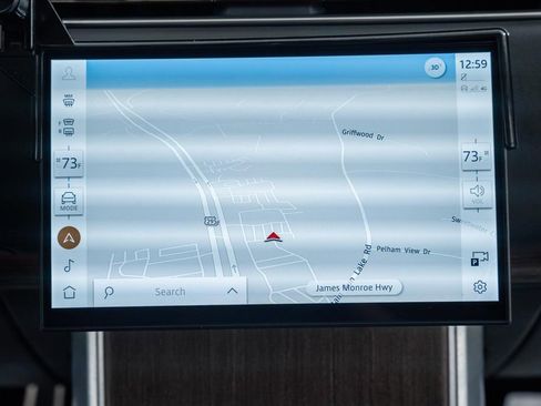 Used 2025 Land Rover Range Rover SE image 25