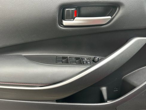 Used 2023 Toyota Corolla SE image 12