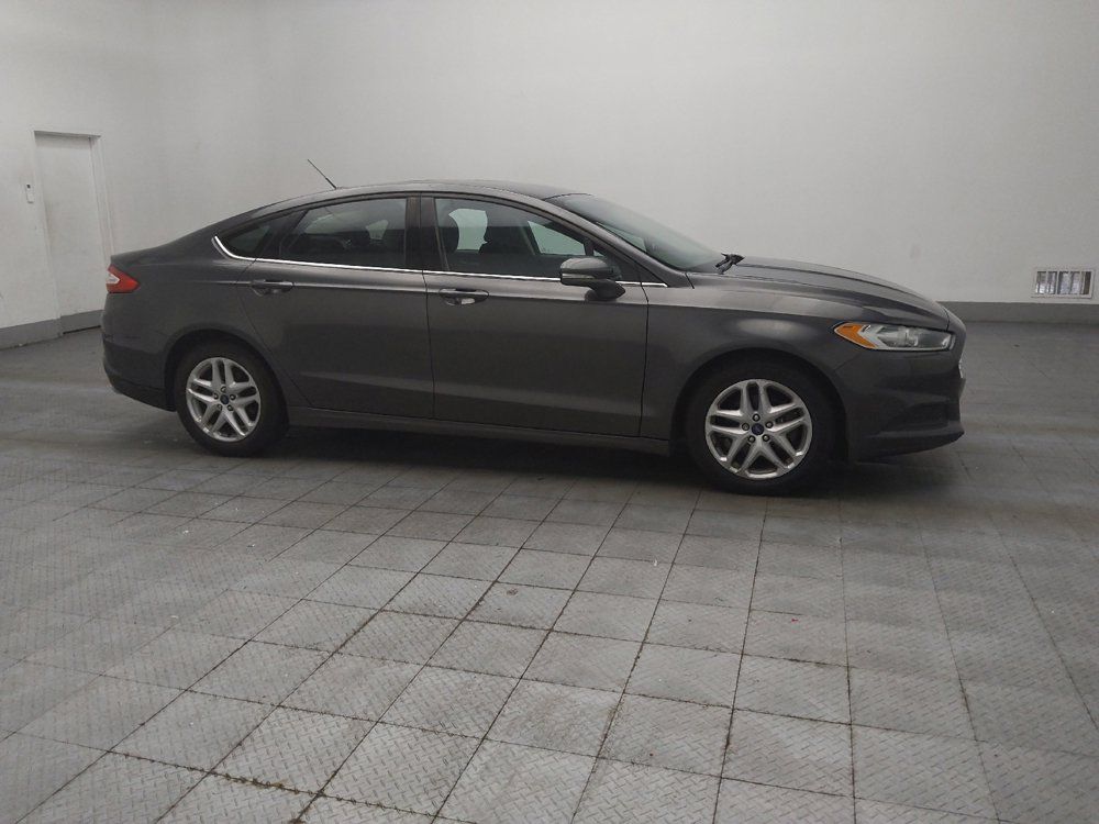 Used 2016 Ford Fusion SE FWD image 11
