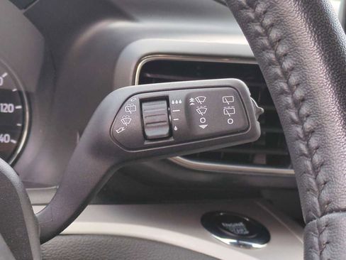 Used 2023 Ford Explorer XLT w/ Equipment Group 202A AWD/4WD image 26