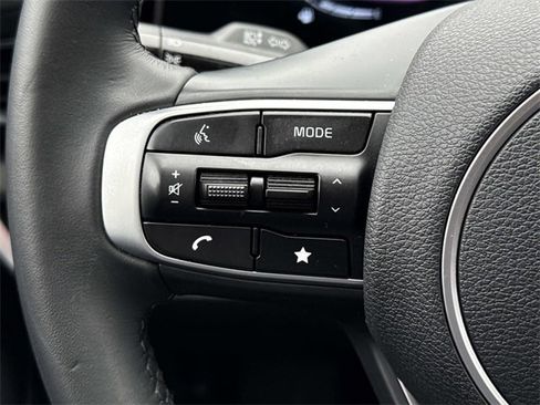 Used 2025 Kia Sportage EX w/ Premium Package image 25