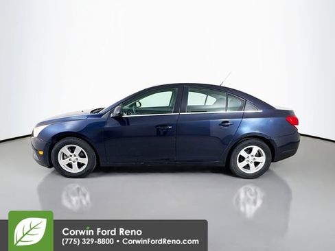 Used 2014 Chevrolet Cruze LT image 4
