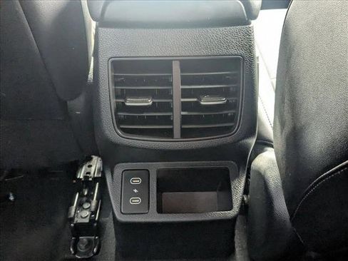 Used 2024 Kia Seltos S image 19