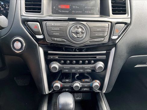 Used 2019 Nissan Pathfinder SV AWD/4WD image 20