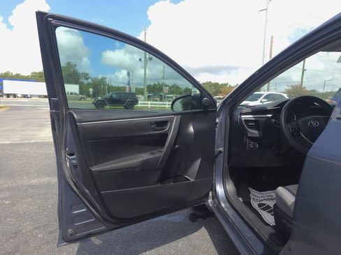 Used 2016 Toyota Corolla L FWD image 9
