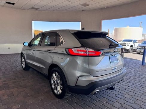 Certified 2022 Ford Edge Titanium AWD/4WD image 3