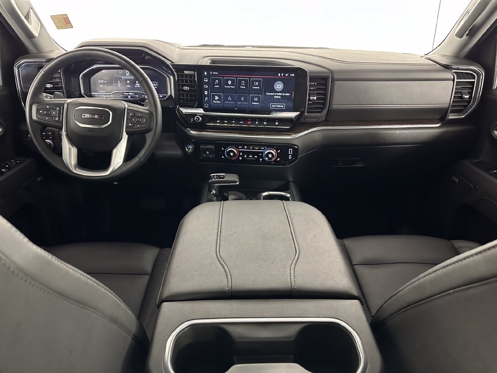 Used 2024 GMC Sierra 1500 Elevation w/ Elevation Premium Package AWD/4WD image 10