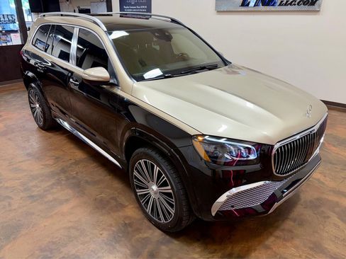 Used 2023 Mercedes-Benz Maybach GLS 600 4MATIC image 15