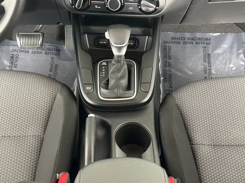 Used 2023 Kia Soul LX w/ LX Technology Package image 37