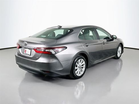 Certified 2021 Toyota Camry LE image 7