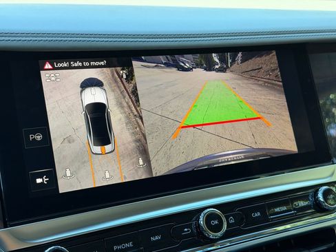 New 2025 Bentley Flying Spur Plug-In Hybrid image 27