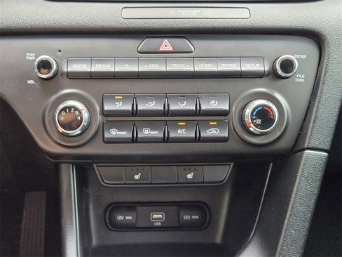 Used 2021 Kia Sportage S image 18