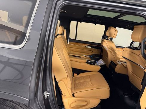 Certified 2023 Jeep Grand Wagoneer Series III AWD/4WD image 26