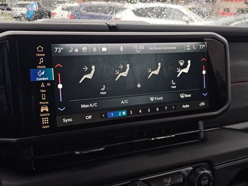 Used 2024 Jeep Wrangler Unlimited Rubicon image 26