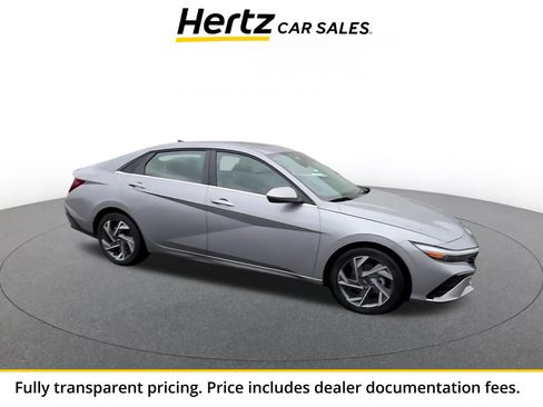 Used 2025 Hyundai Elantra SEL FWD image 1