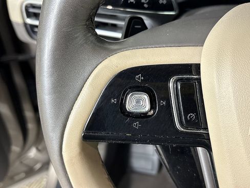 Used 2021 Lincoln Corsair FWD w/ Premium Package image 19