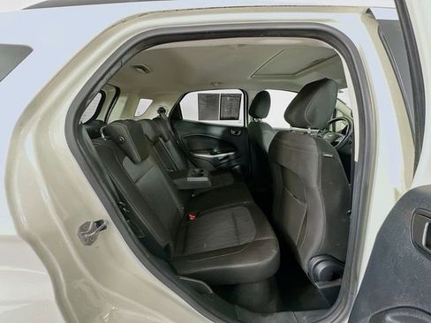 Used 2020 Ford EcoSport SE FWD image 24
