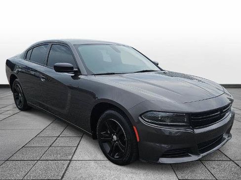 Used 2023 Dodge Charger SXT RWD image 3