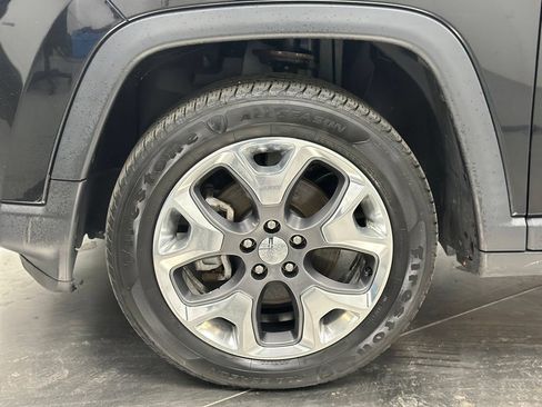Used 2020 Jeep Compass Limited AWD/4WD image 24