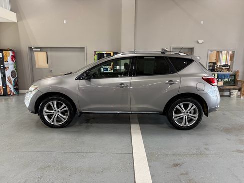 Used 2011 Nissan Murano LE AWD/4WD image 1